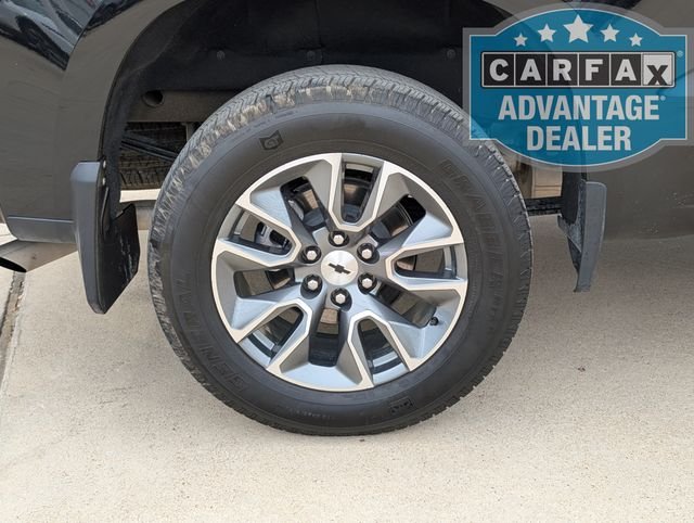 Used 2025 Black Chevrolet RST image 4