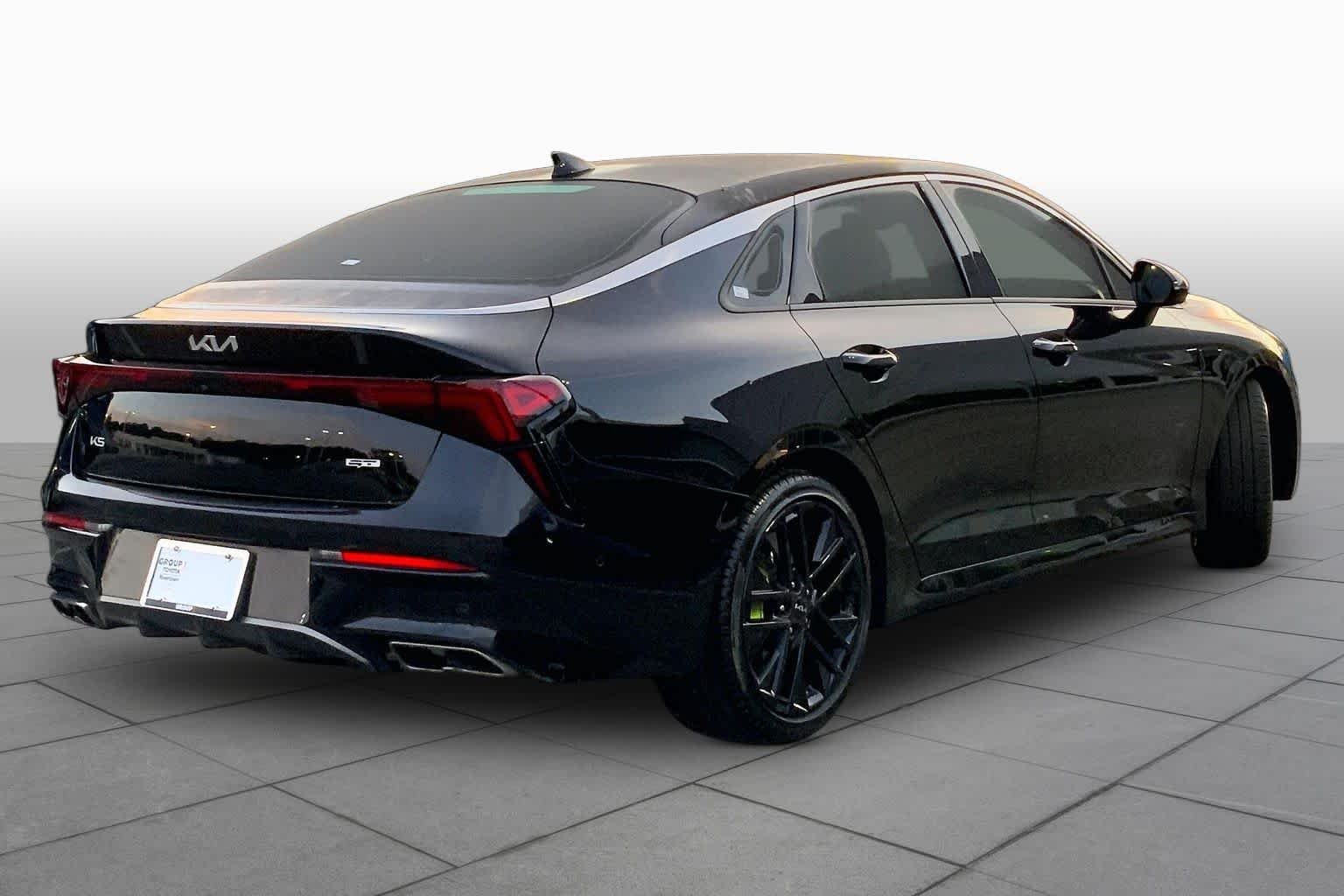 Used 2026 Aurora Black Pearl Kia GT image 12