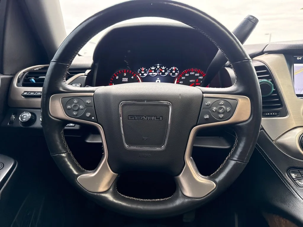 Used 2016 Gray GMC Denali image 19