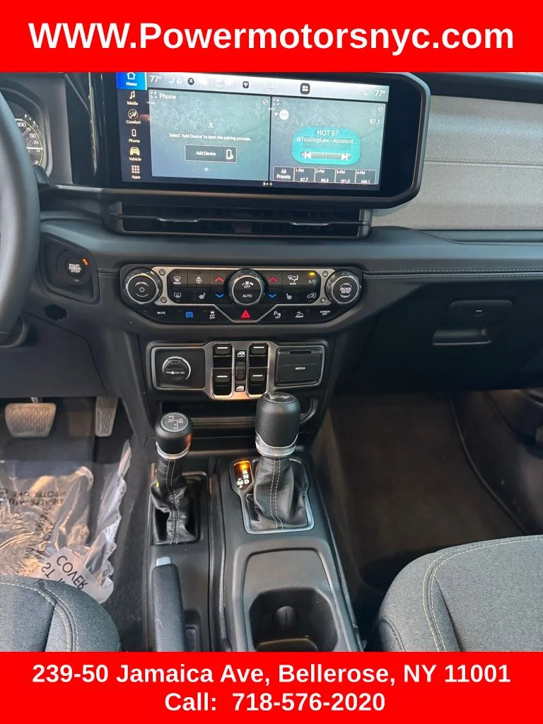 Used 2025 Gray Jeep Sahara 4xe image 29