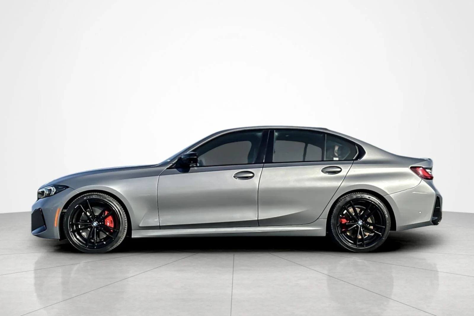Used 2024 GREY METALLIC BMW M340i image 2