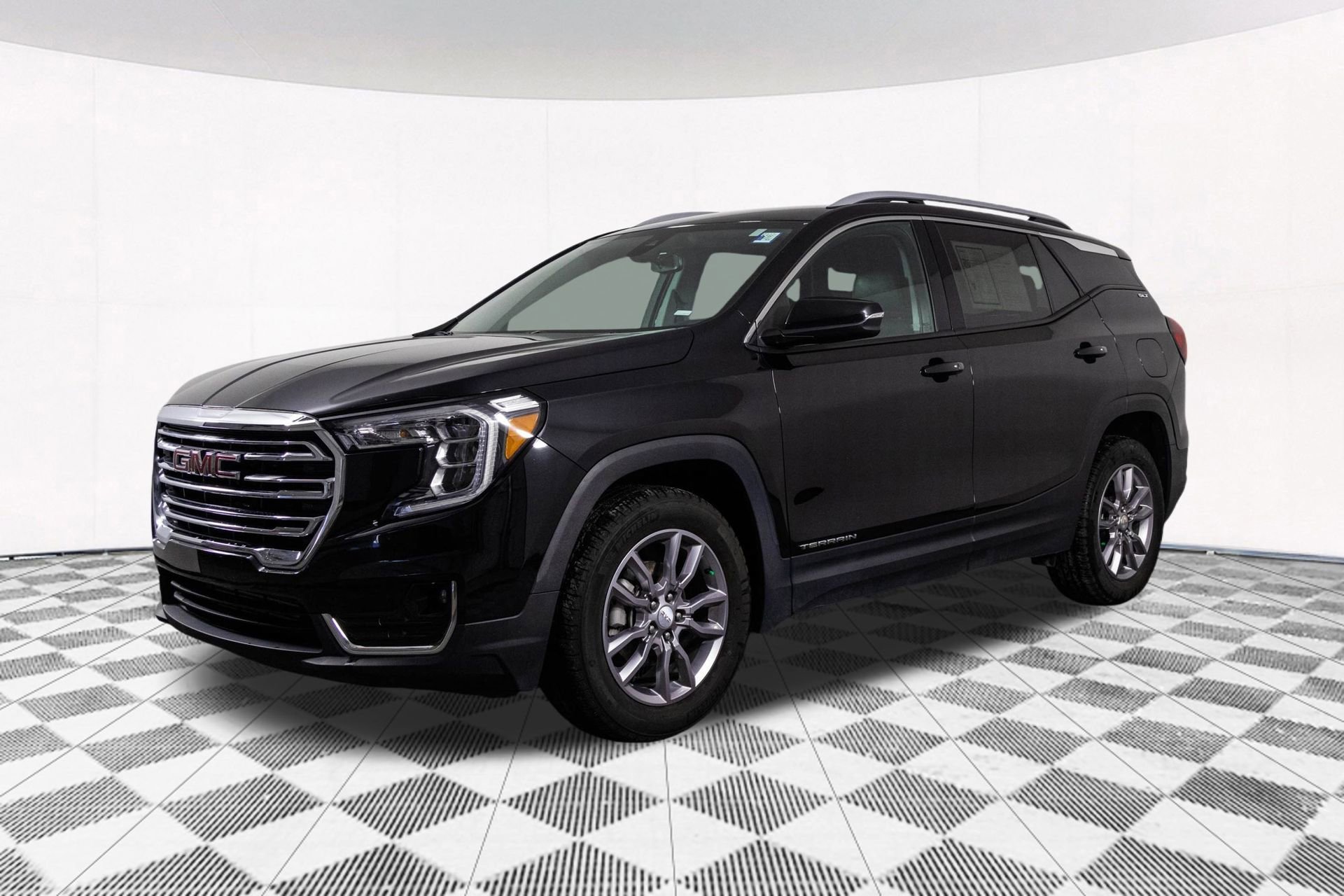 2022 GMC TERRAIN - Image 9