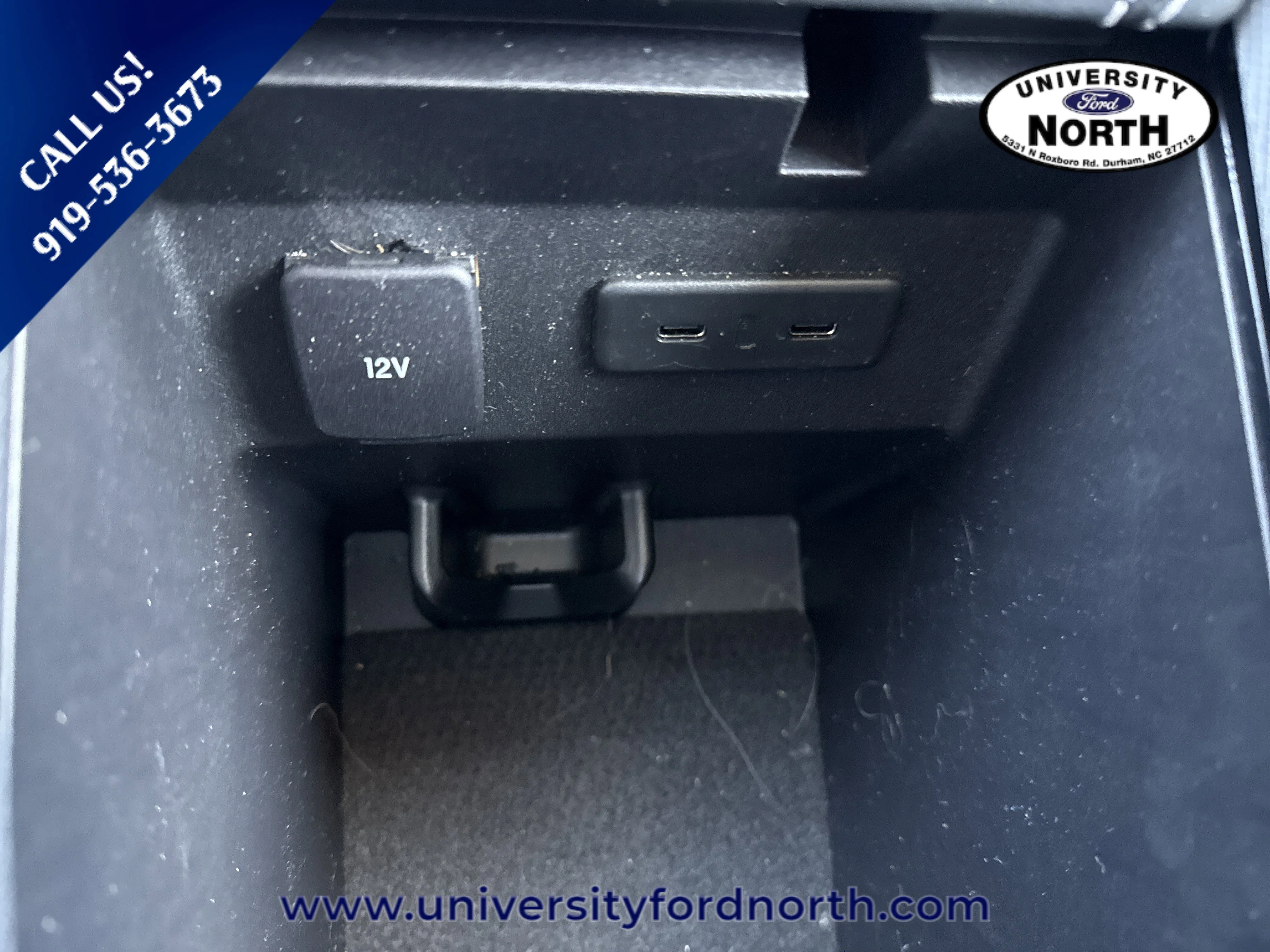 Used 2025 Shadow Black Ford Select image 30