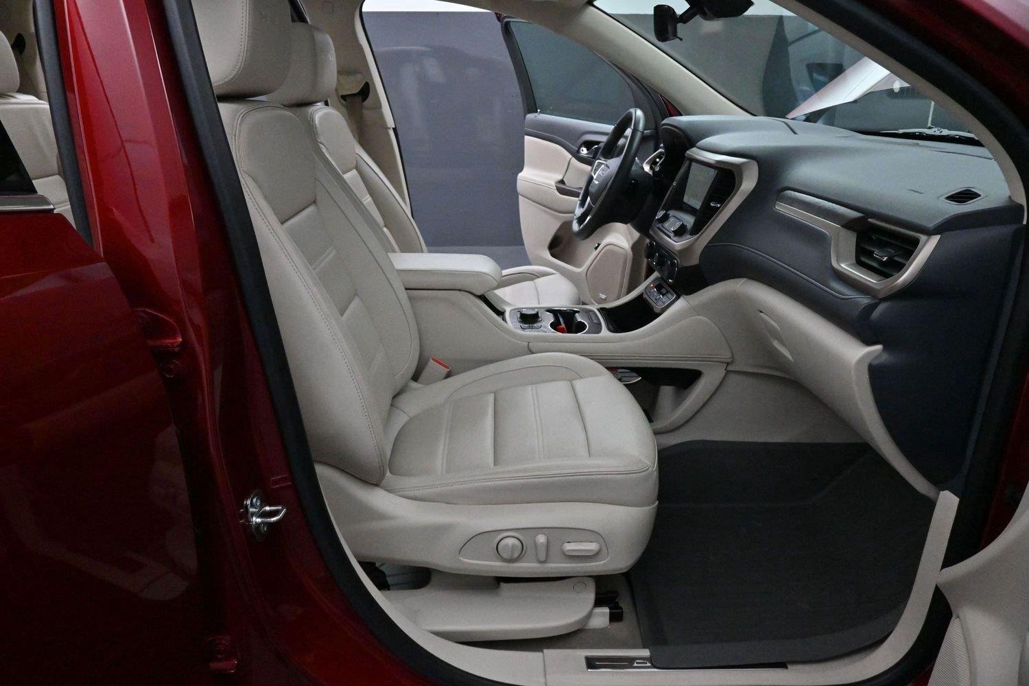 Used 2020 RED QUARTZ TINTCOAT GMC Denali image 36