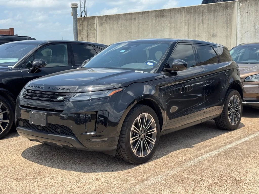 Certified Used 2025 Black Land Rover S image 1