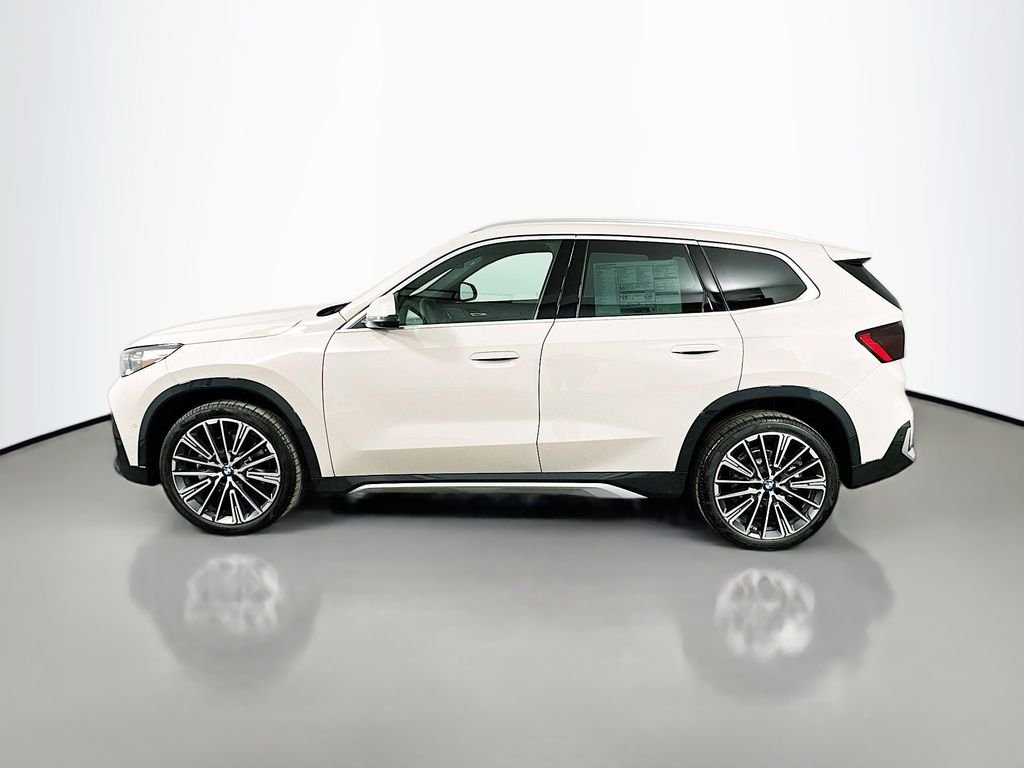 Used 2026 Dune Grey Metallic BMW xDrive28i image 8