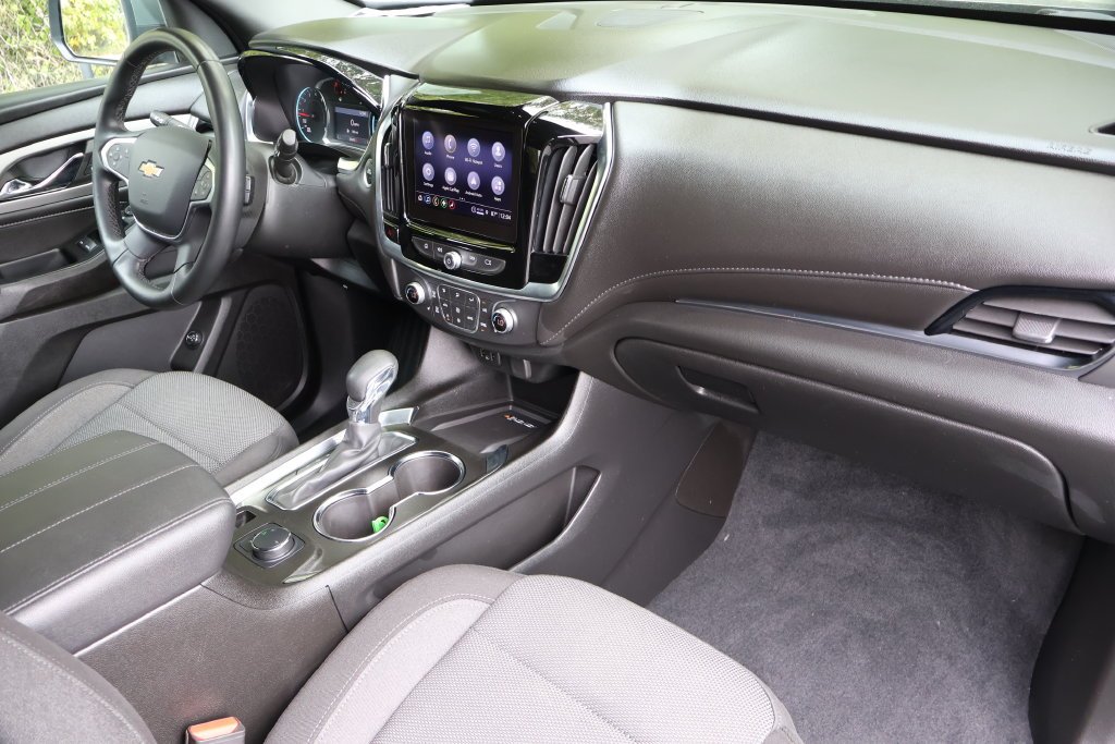 Used 2023  Chevrolet LT image 41