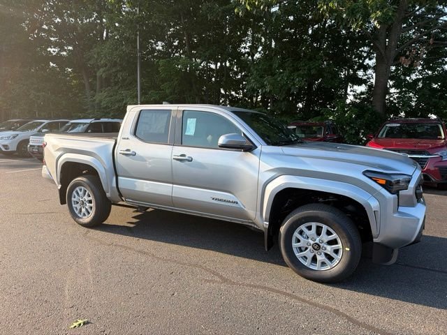 New 2026 Silver Toyota SR5 image 5
