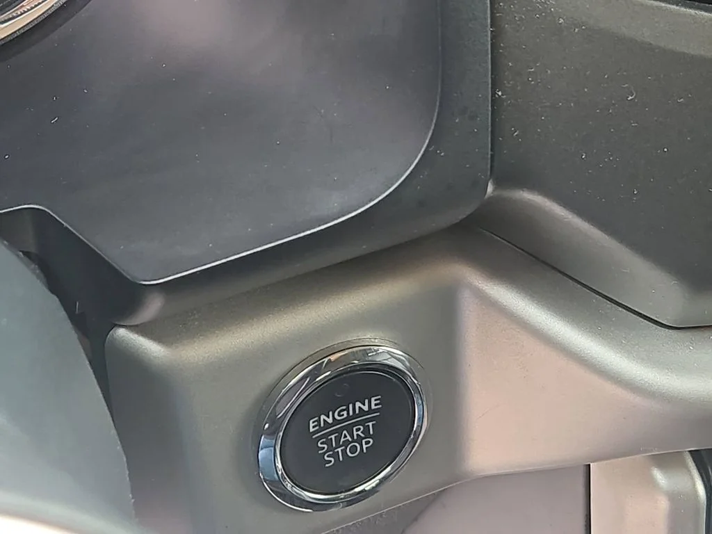 Used 2024 Black Ford XLT image 32