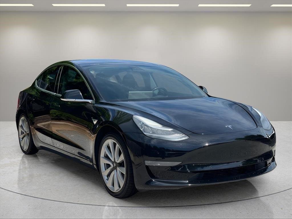 Used 2018 Solid Black Tesla Long Range Battery image 7