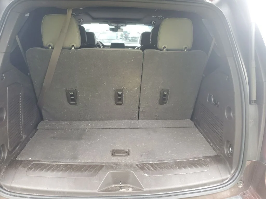 Used 2022 Orange Chevrolet LT image 17