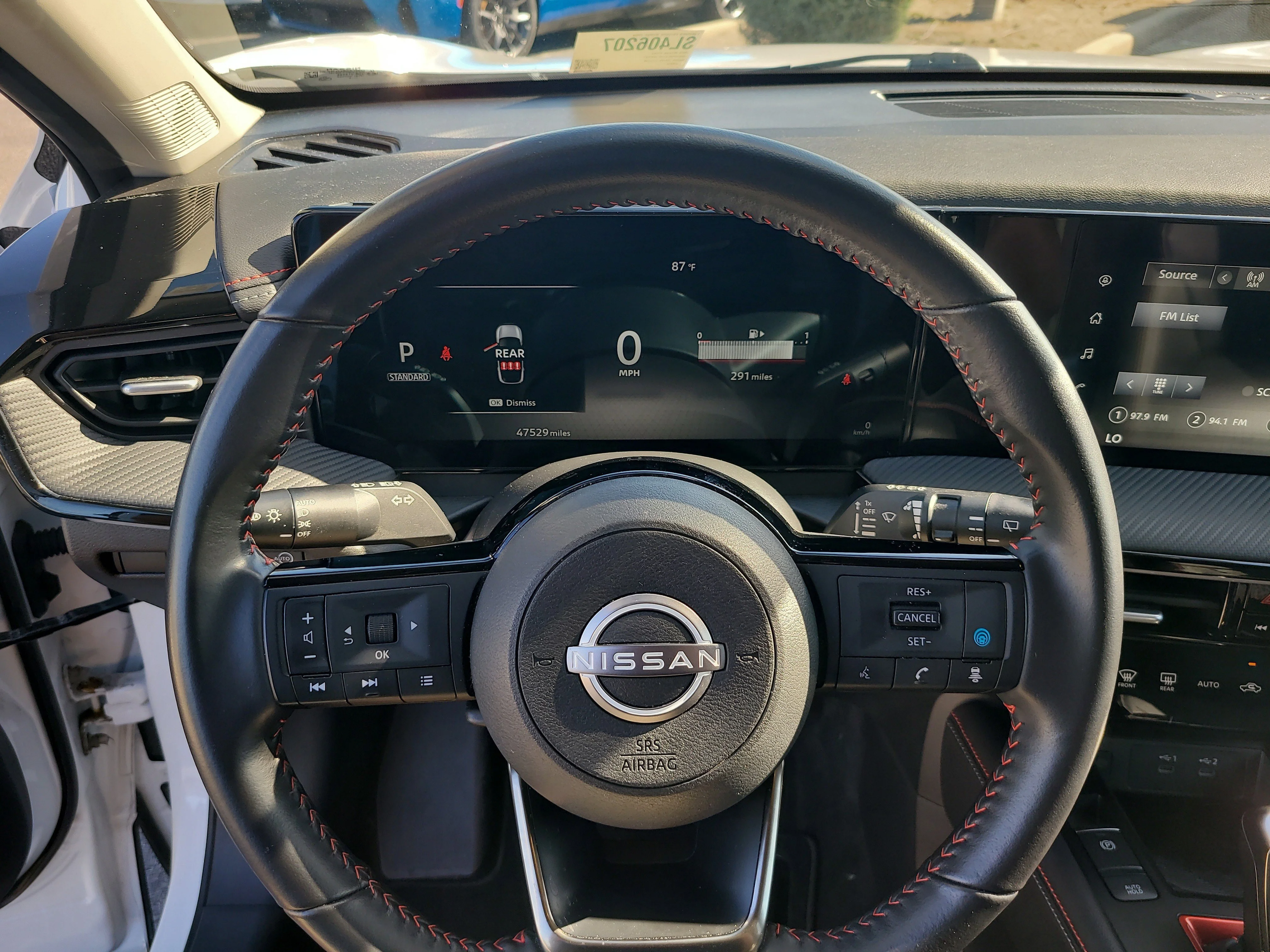Used 2025 Aspen White Tricoat Nissan SR image 25