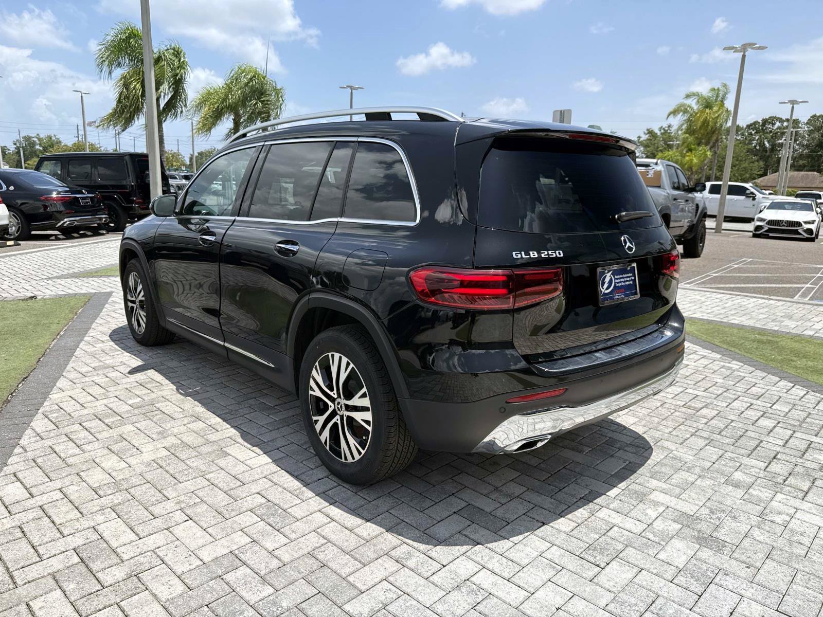 New 2026 Black Mercedes-Benz 250 SUV image 4
