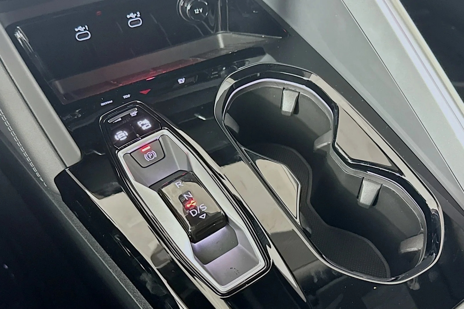 2025 Audi Q5 Premium - Photo 7