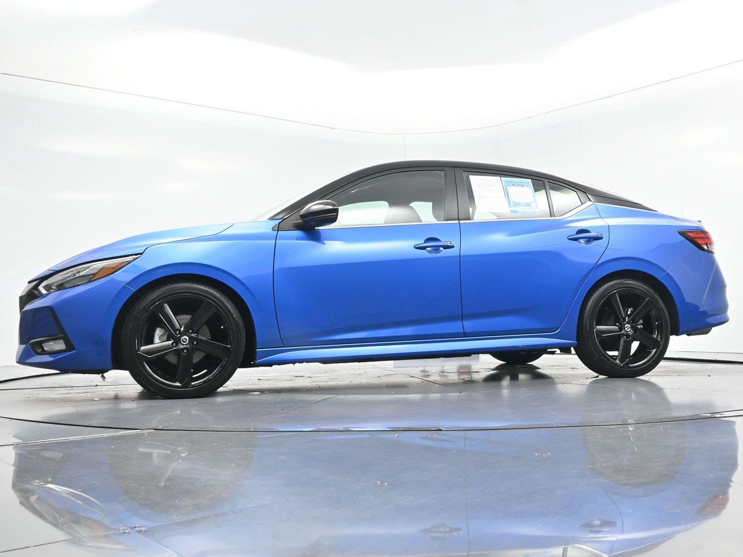 Used 2023 Electric Blue Metallic/Super Black Nissan SR image 39
