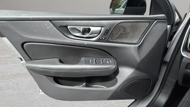 Used 2024 Silver Volvo Ultimate image 16