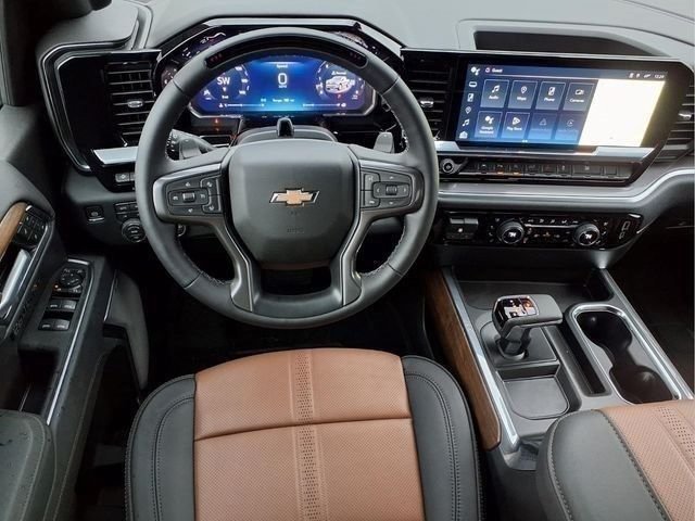 New 2026 Sterling Gray Metallic Chevrolet High Country image 25