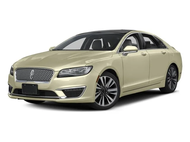 Used 2017  Lincoln RESERVE image 1