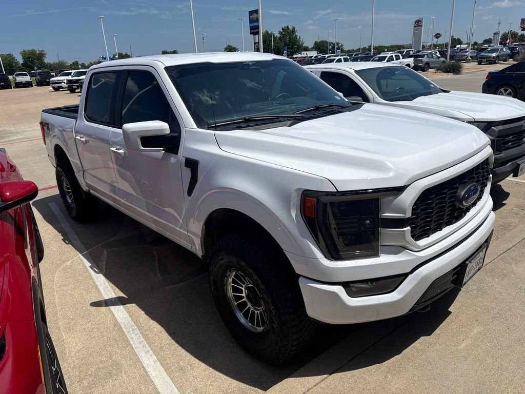 Used 2023 White Ford XL image 4