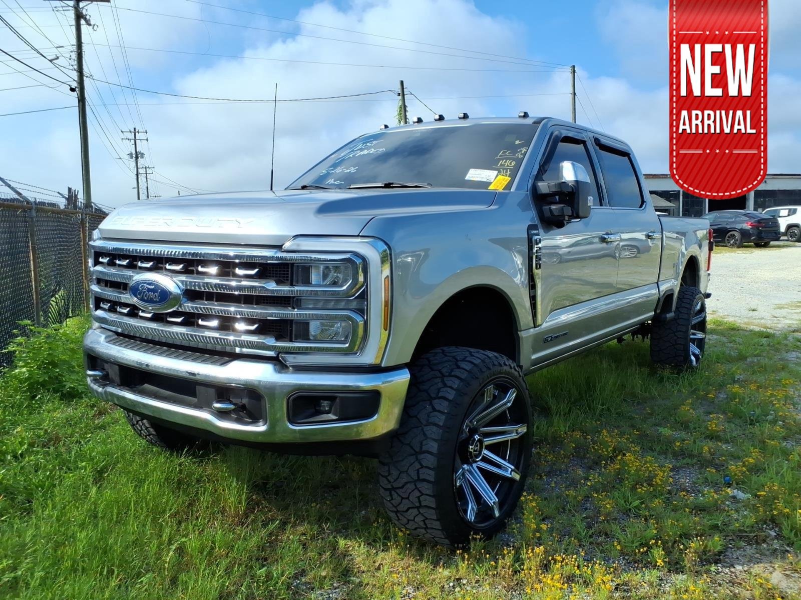 Used 2024 Iconic Silver Metallic Ford LARIAT image 1