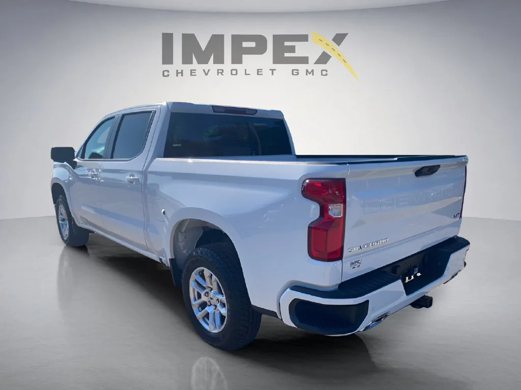New 2026 White Chevrolet RST image 3