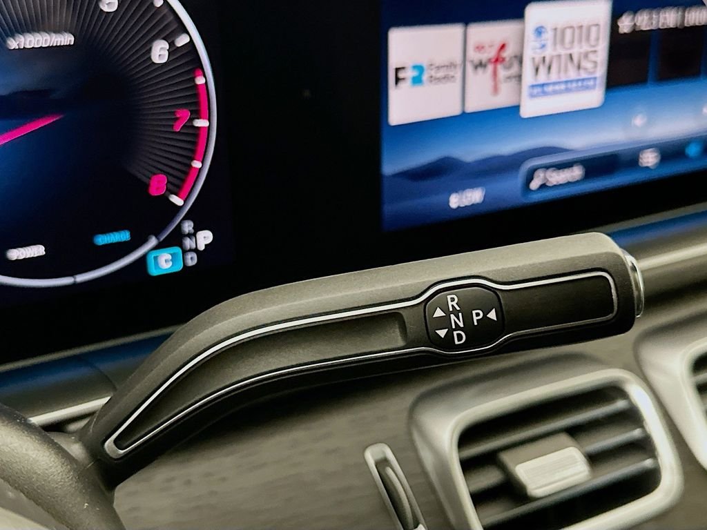 New 2026 Obsidian Black Metallic Mercedes-Benz GLE 350 image 16