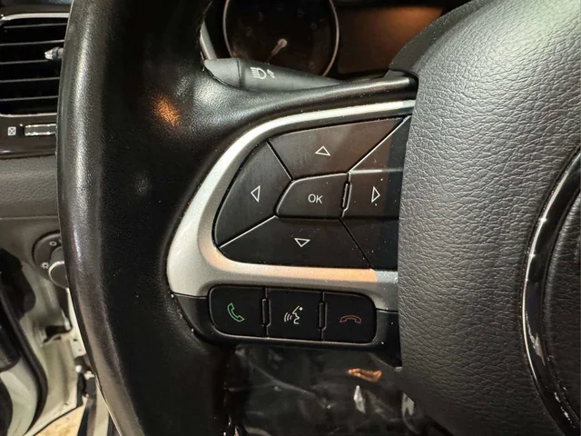 Used 2020 White Jeep Limited image 15