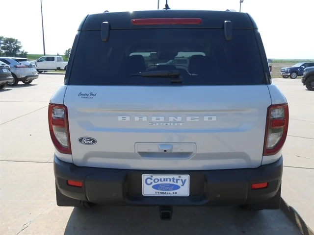 New 2026 Space White Metallic FORD Badlands® image 5