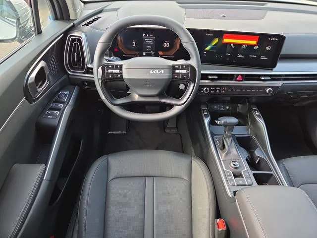 New 2026 Ivory Silver Kia S image 8