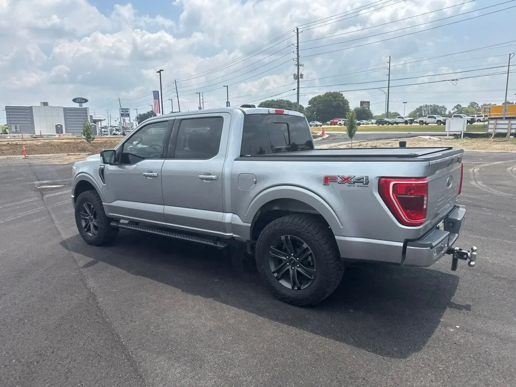 Used 2022 Silver Ford XLT image 11