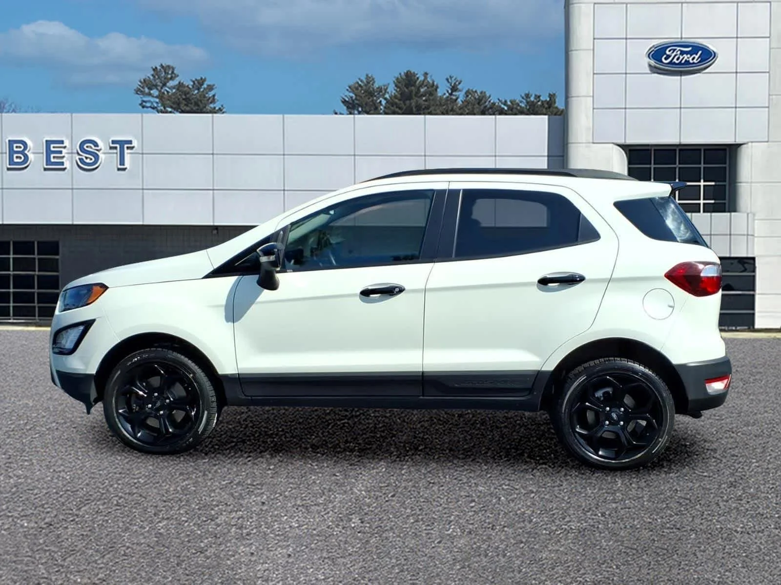 Used 2022 Diamond White Ford SES image 10