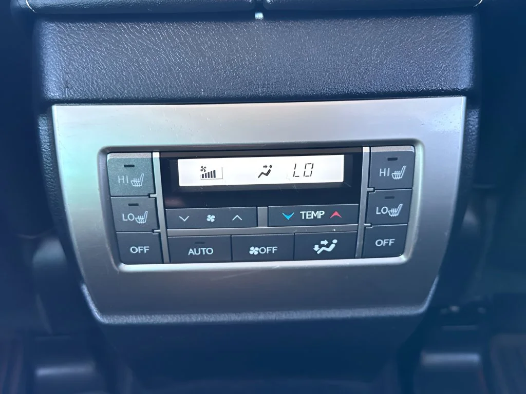 Used 2015 Black Lexus 460 image 12