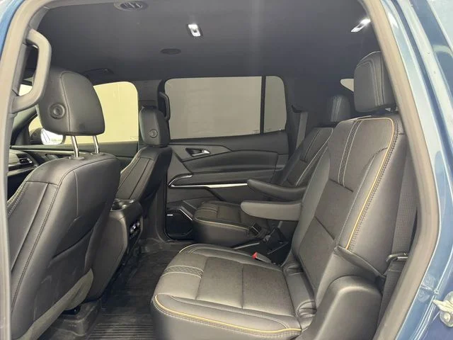 Used 2026 Lakeshore Blue Metallic Chevrolet High Country image 21