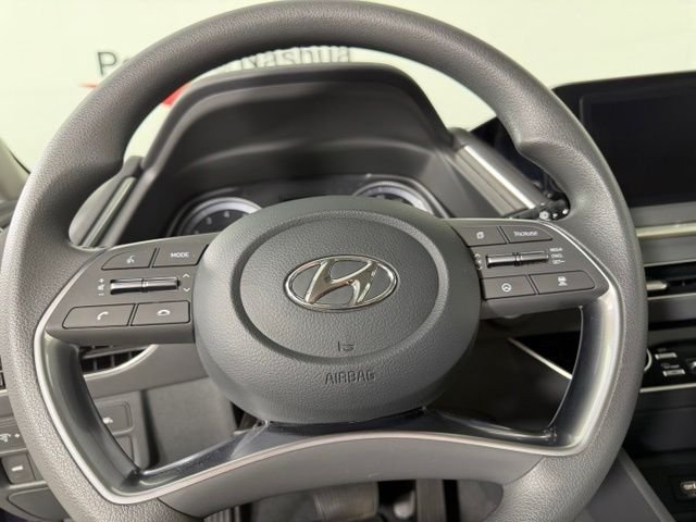 Used 2023 Carbon Blue Hyundai SEL image 18