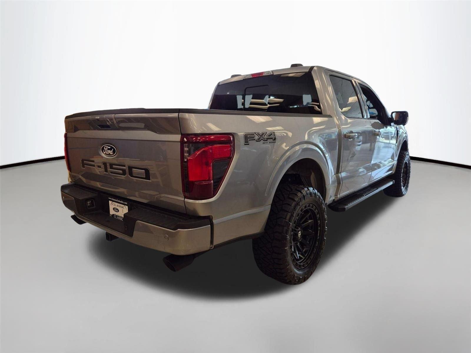 New 2026 Iconic Silver Metallic Ford XLT image 5