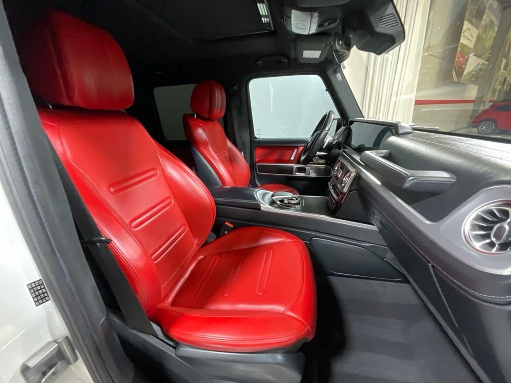 Used 2022 White Mercedes-Benz G 550 image 24