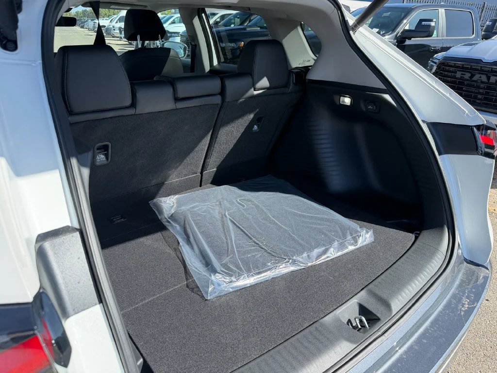 New 2026 Platinum White Acura Base image 26