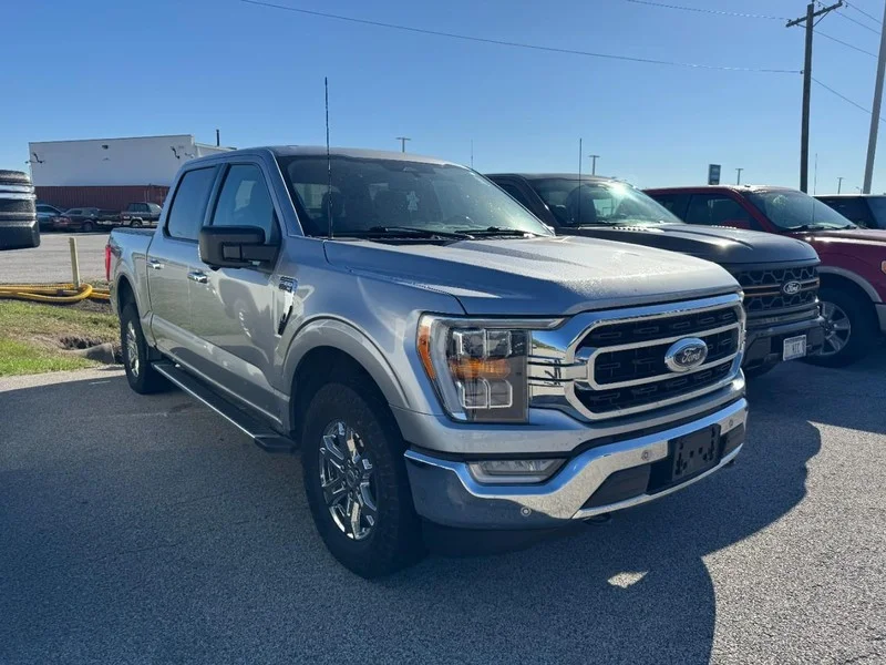 Used 2022 Iconic Silver Metallic Ford XLT 4WD SuperCrew 5.5