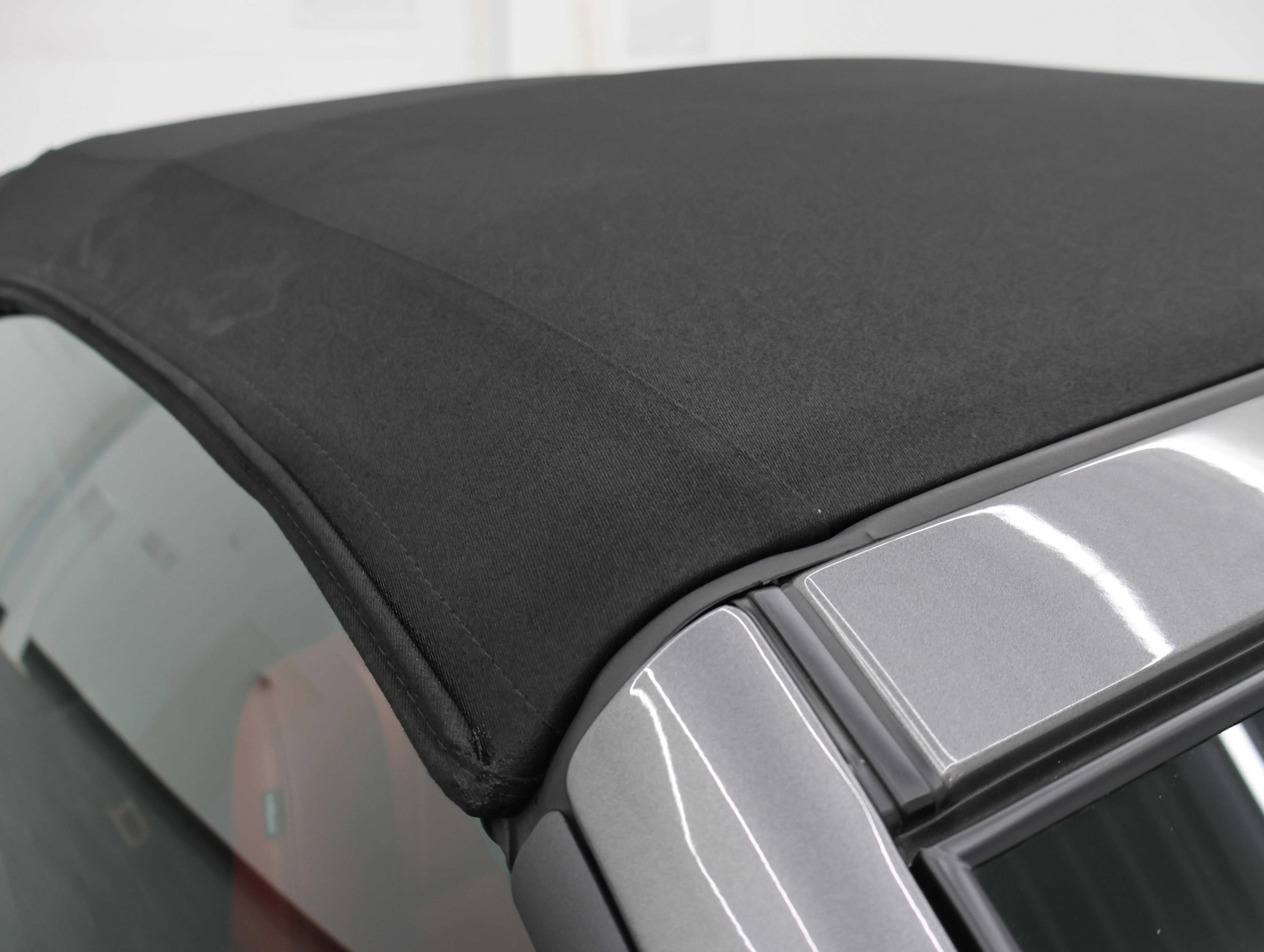 Used 2014 Sterling Gray Metallic Ford GT Premium image 4