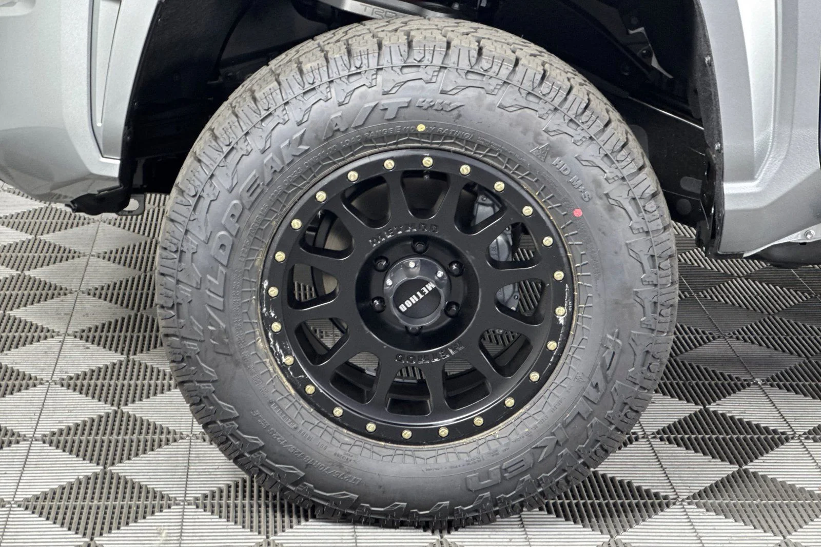 New 2025 Celestial Silver Metallic Toyota  SR5 image 24