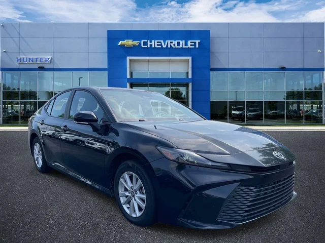 2025 Toyota Camry Hybrid LE