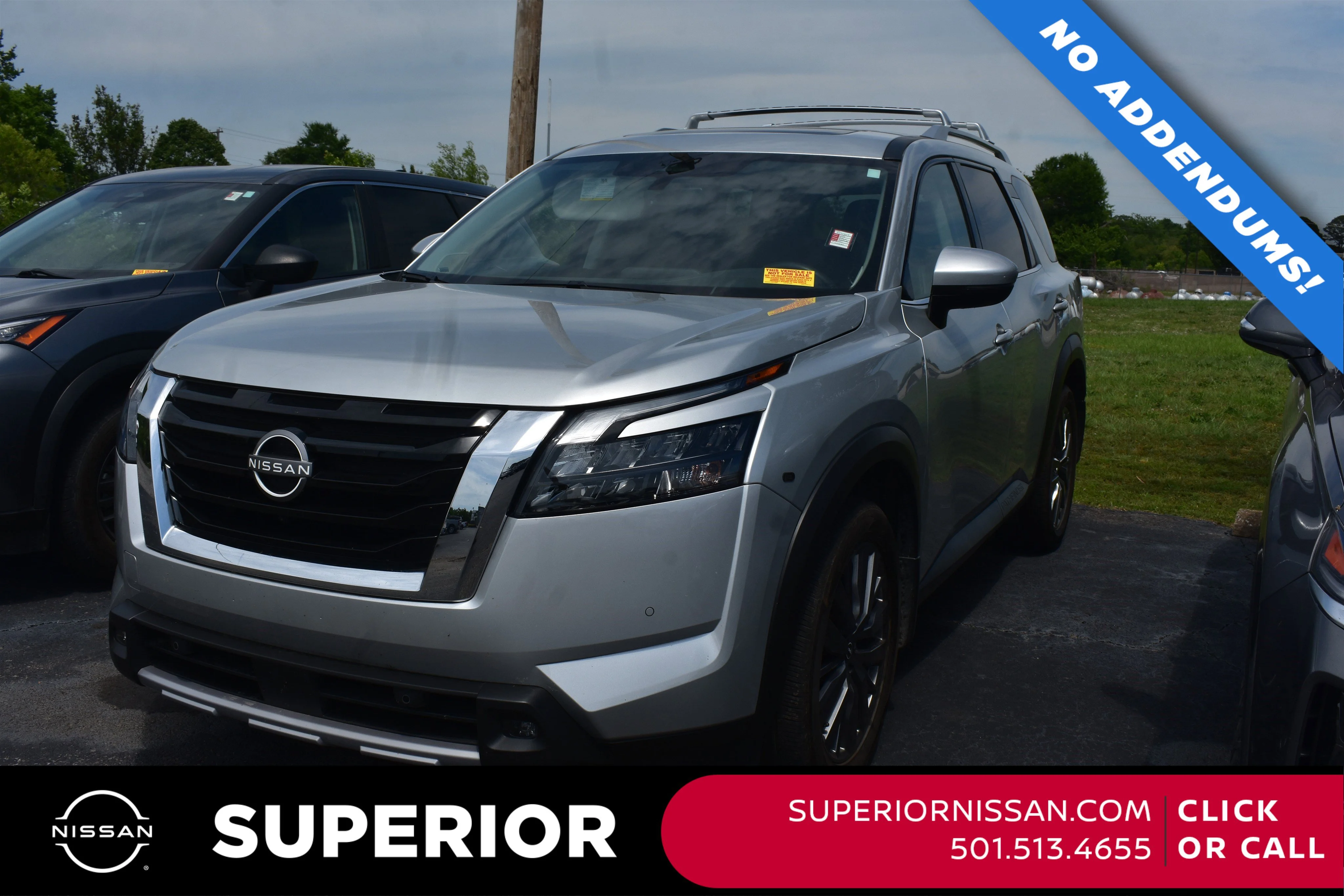 2025 Nissan Pathfinder SL 4WD's photo