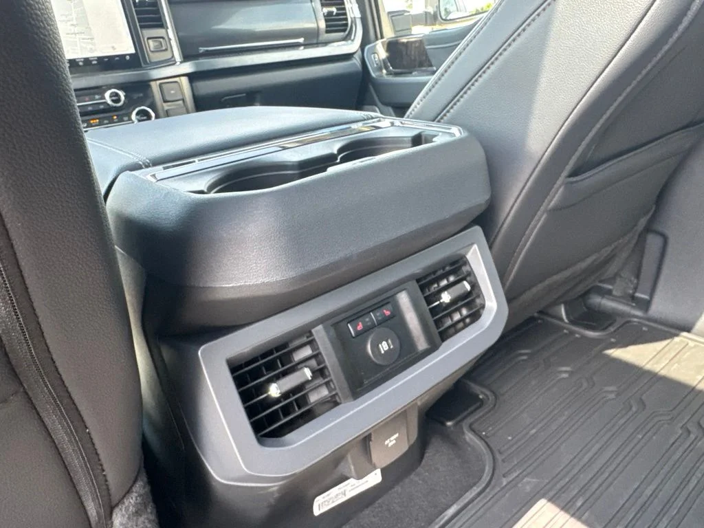 Used 2025 White Ford Lariat image 33