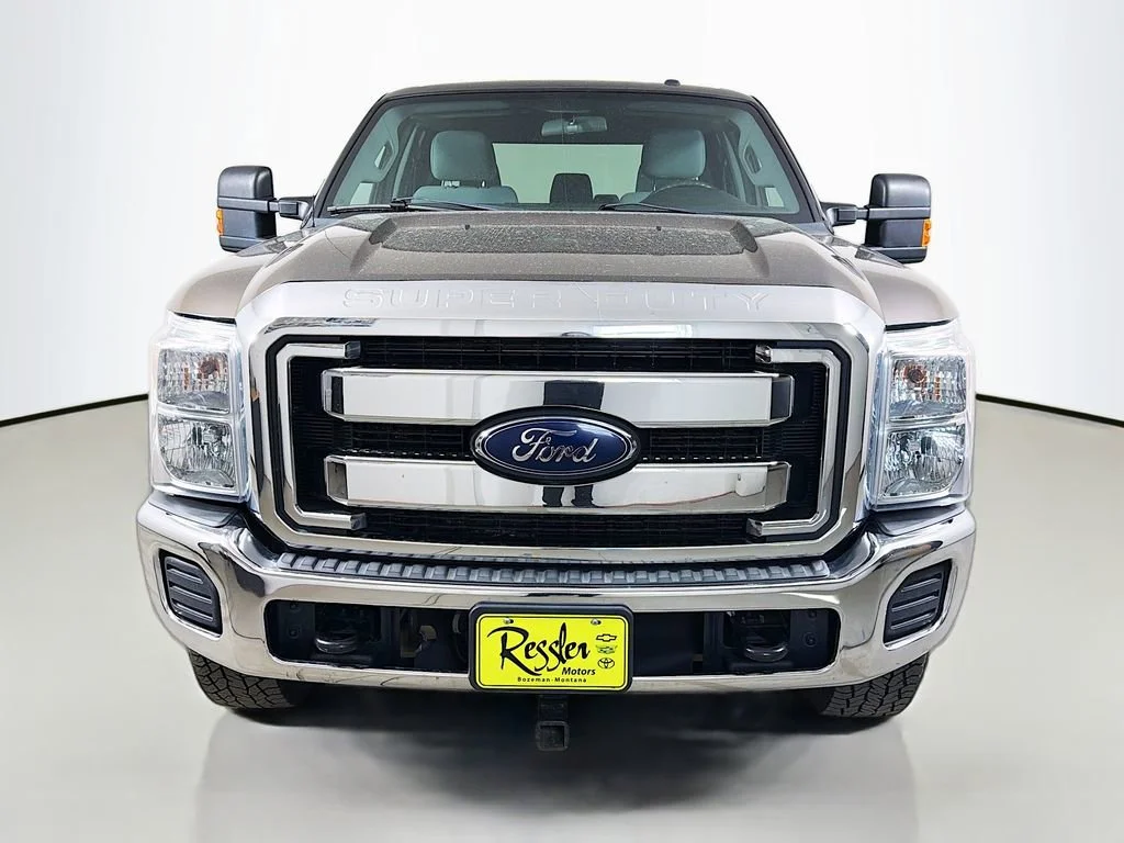 Used 2015  Ford Lariat image 2