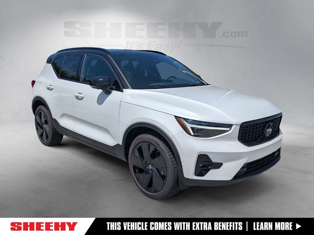 2026 Volvo XC40