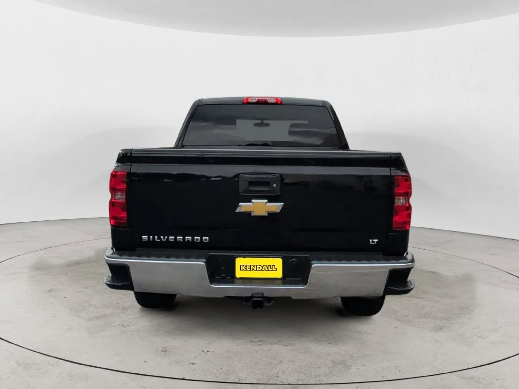Used 2015 Black Chevrolet LT image 4