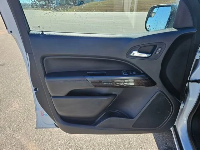 Used 2022 Summit White GMC Elevation image 10