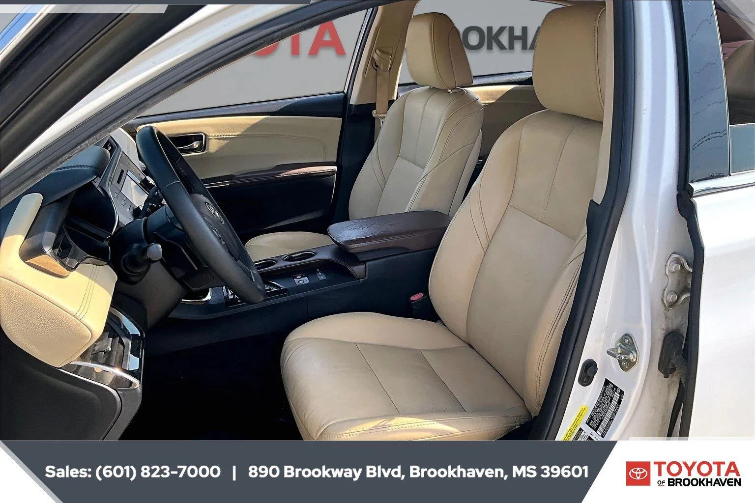 Used 2016 Blizzard Pearl Toyota XLE Plus image 18
