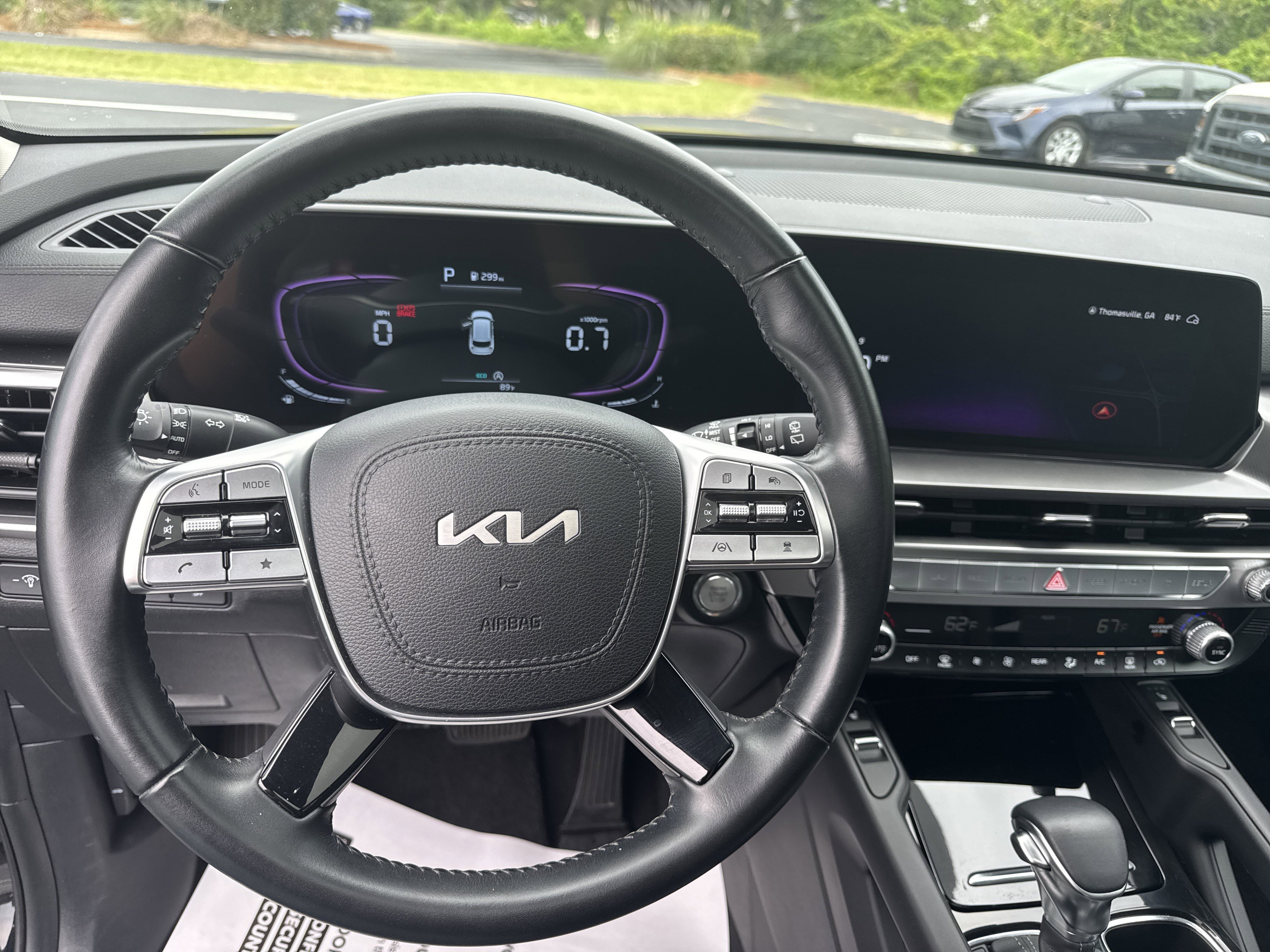 Used 2025 Ebony Black Kia S image 18