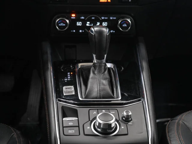 Used 2018 Sonic Silver Metallic Mazda Grand Touring image 20
